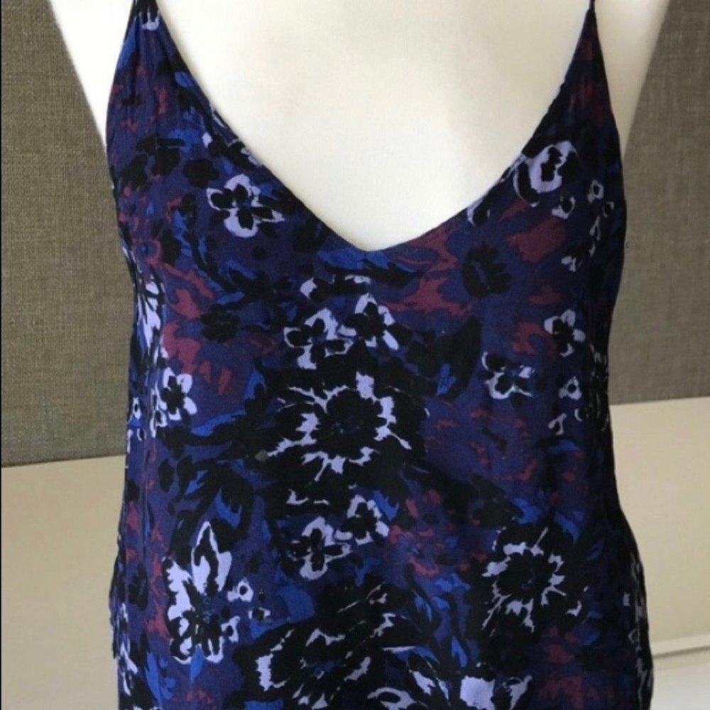 🌈3 for 30Wilfred free Floral pattern camis…